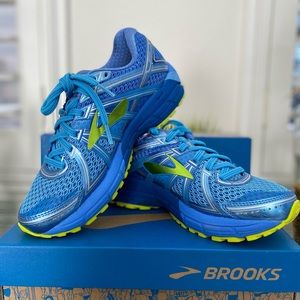 Brooks ADRENALINE GTS 17